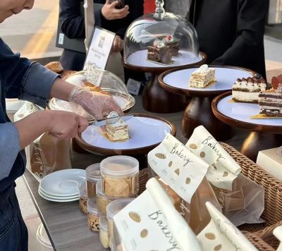 不想被網(wǎng)紅甜品&ldquo;收割&rdquo;的年輕人,盯上了五星酒店的面包房?