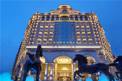 【魅力青甘大環線12日】青海湖+火星營地+水上雅丹+莫高窟+桑科草原深度行攝之旅