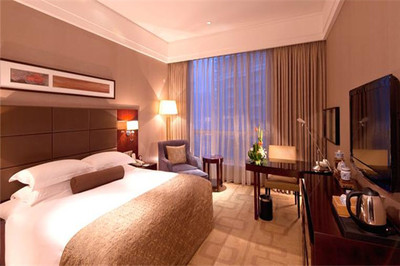 五星級尊享體驗(yàn) 鳶飛大酒店